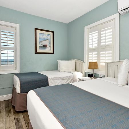 Shoreline Suites & Cabana Cottages - Beachfront Daytona Beach Exteriör bild