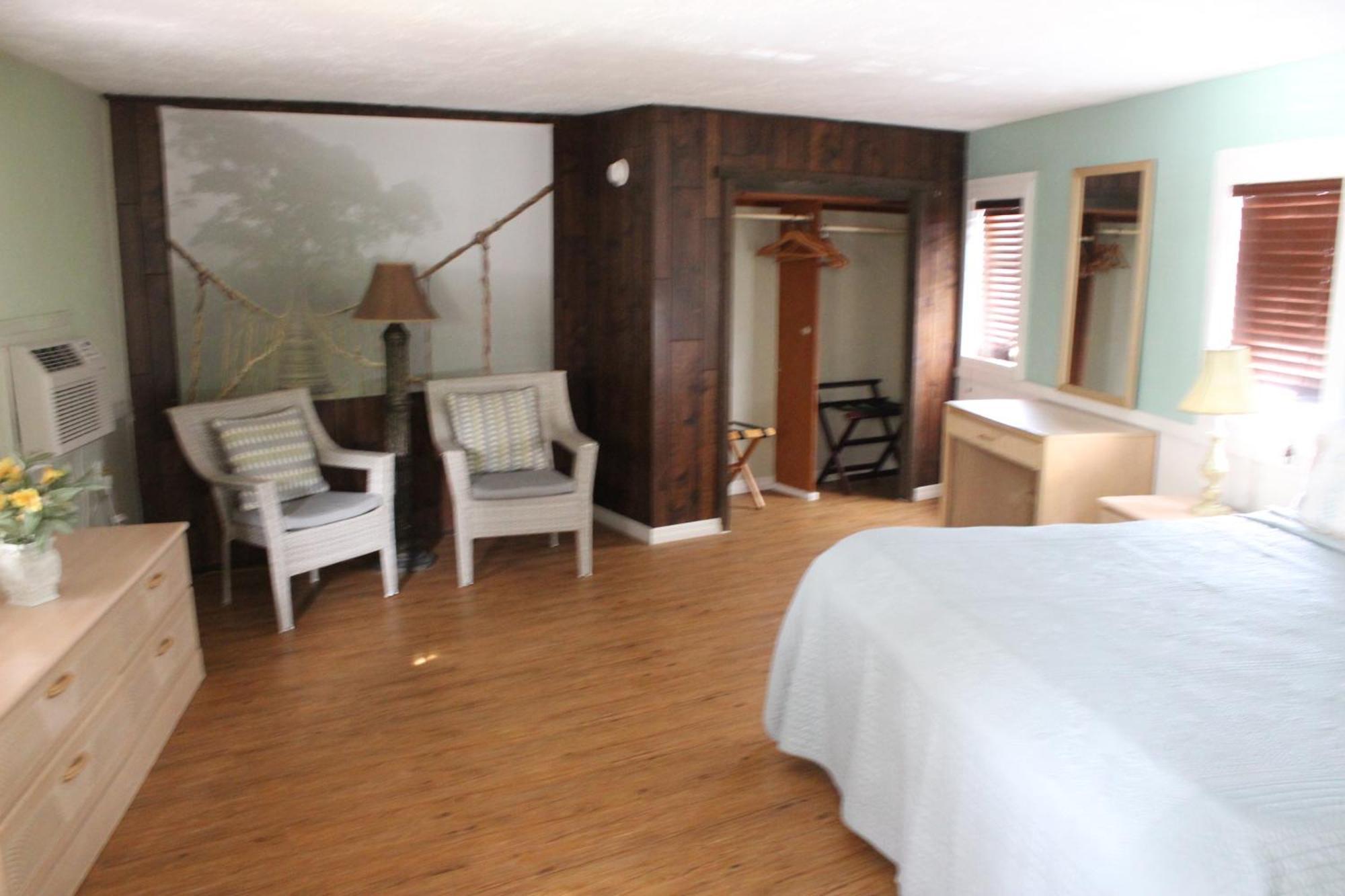 Shoreline Suites & Cabana Cottages - Beachfront Daytona Beach Rum bild