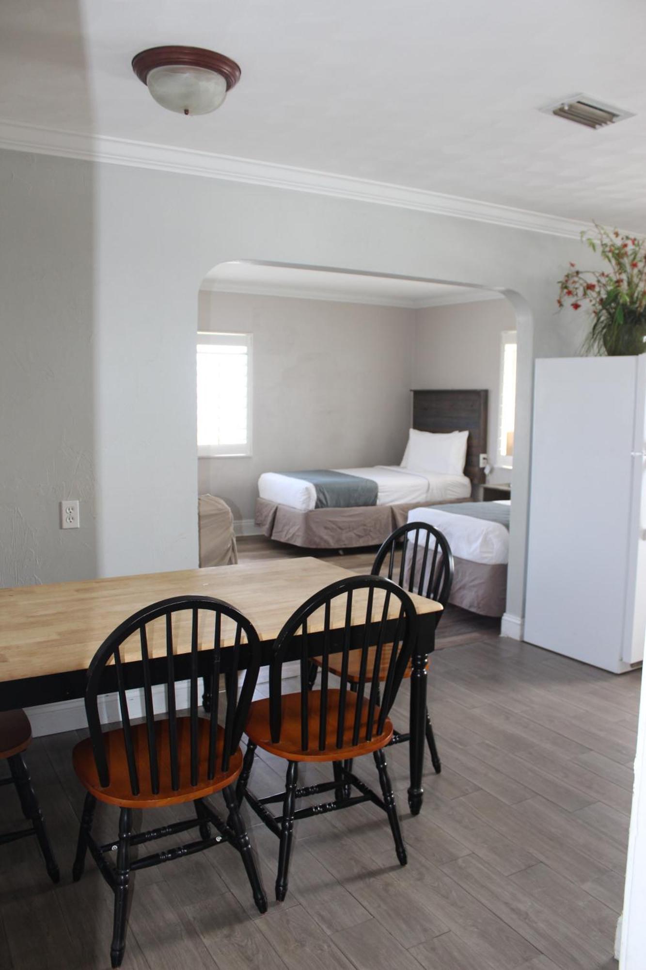 Shoreline Suites & Cabana Cottages - Beachfront Daytona Beach Rum bild