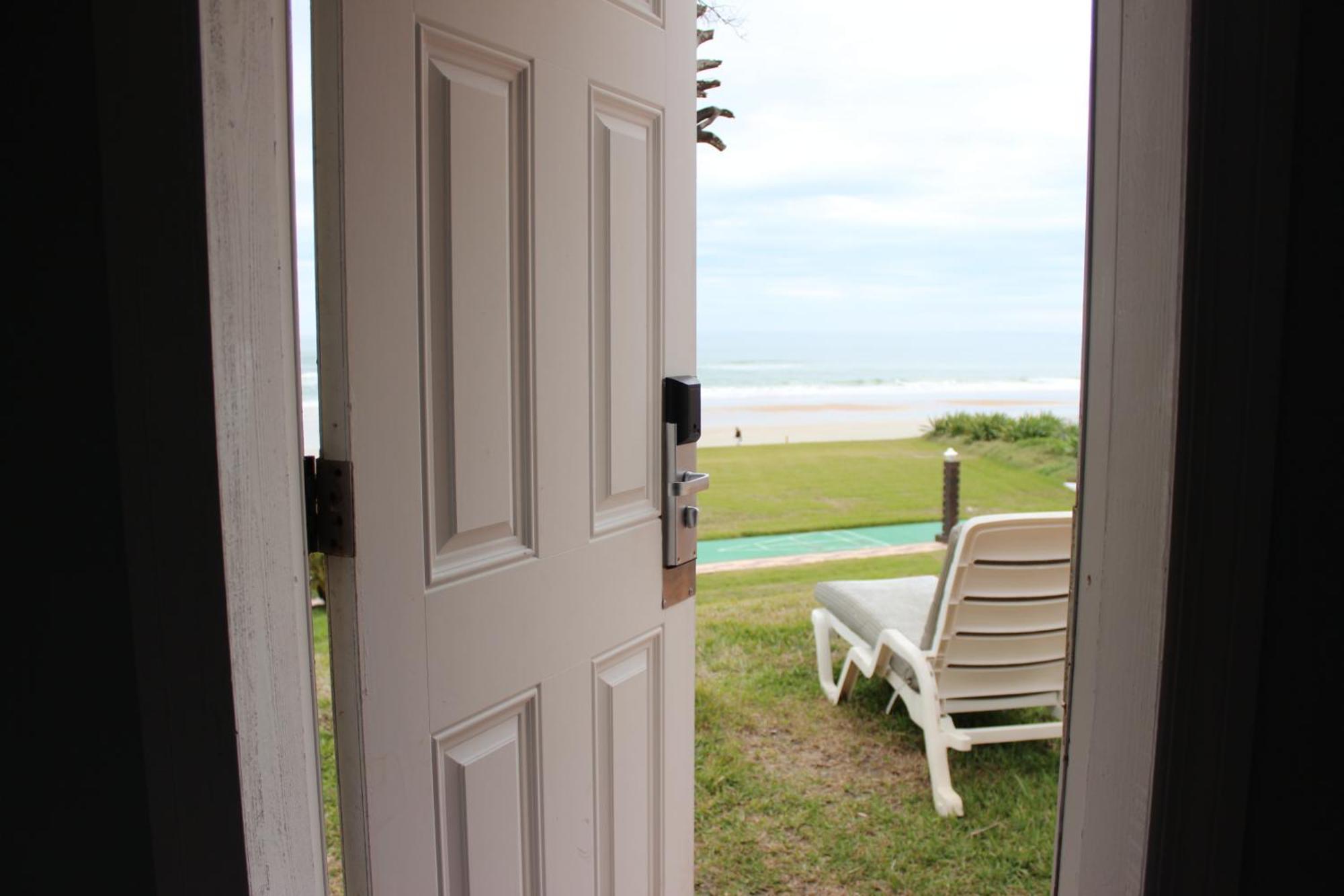 Shoreline Suites & Cabana Cottages - Beachfront Daytona Beach Rum bild