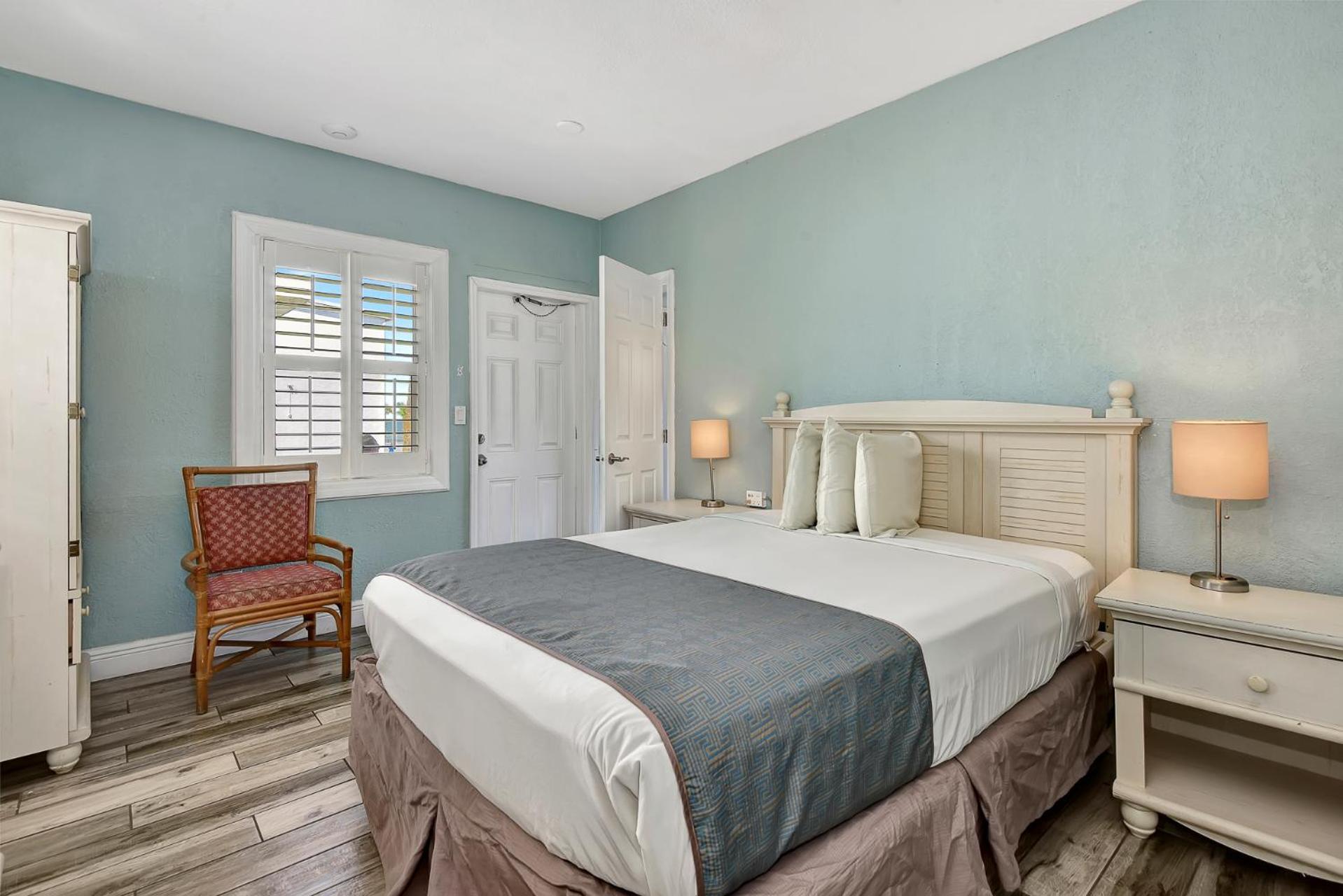 Shoreline Suites & Cabana Cottages - Beachfront Daytona Beach Exteriör bild