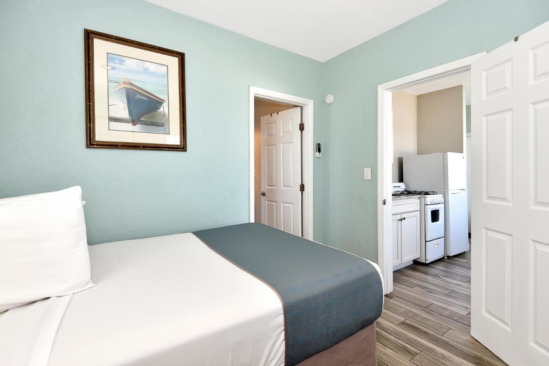 Shoreline Suites & Cabana Cottages - Beachfront Daytona Beach Exteriör bild