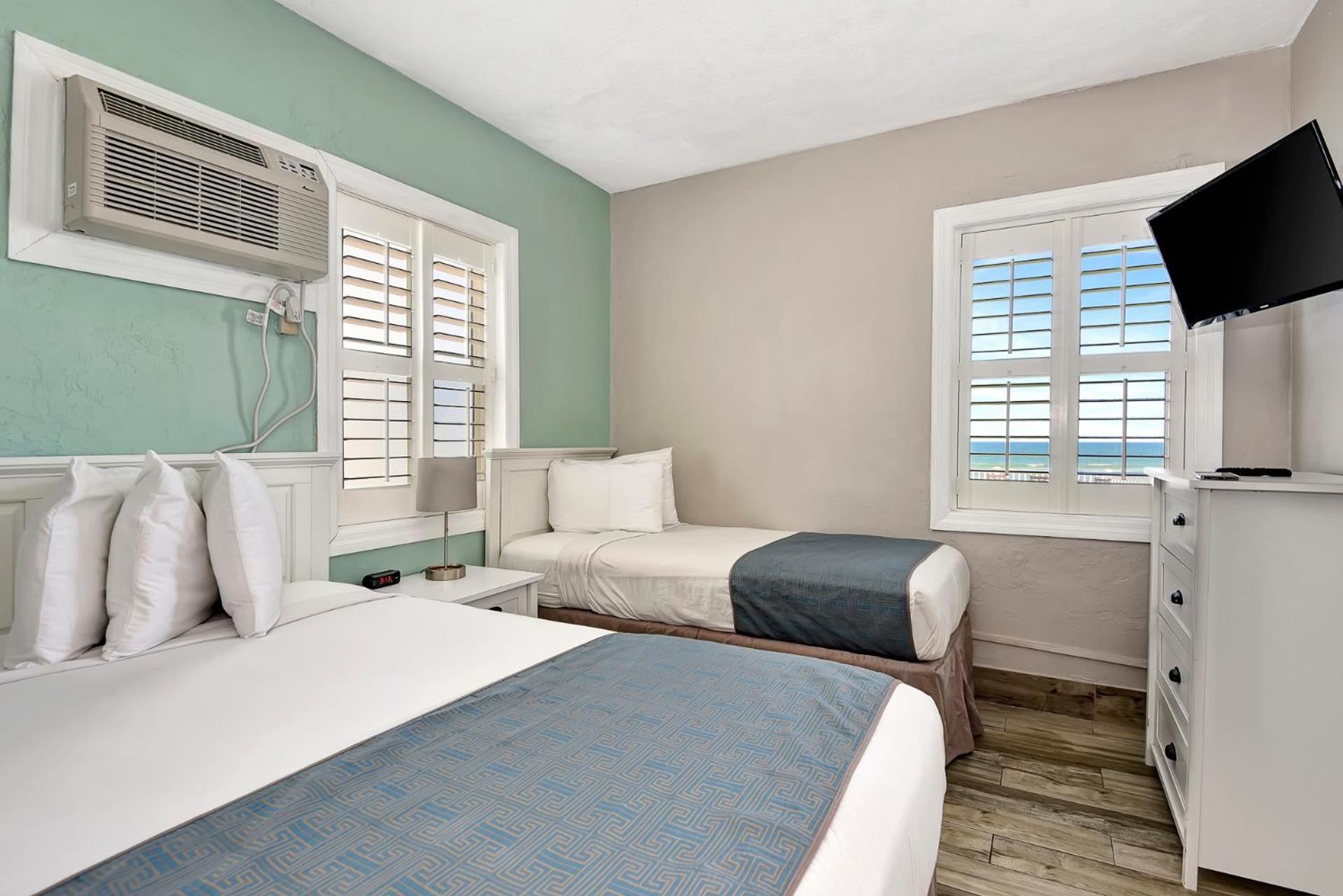 Shoreline Suites & Cabana Cottages - Beachfront Daytona Beach Exteriör bild